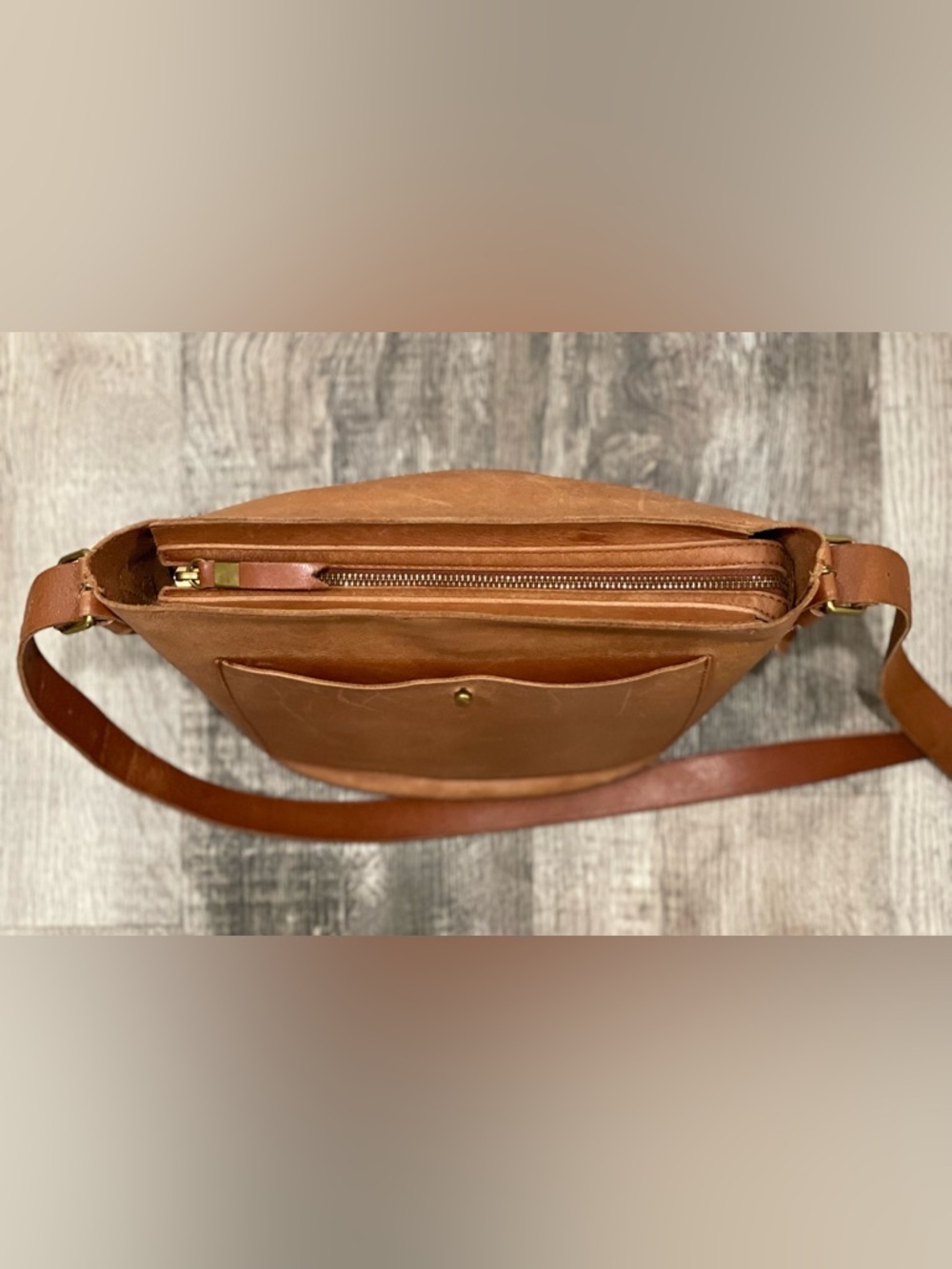 Madewell Transport Bucket Bag - Picture 5 of 14